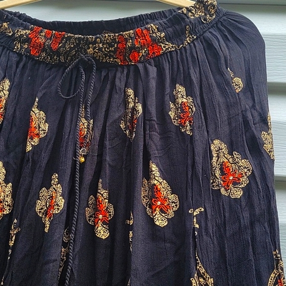 ROYAL PAISLEY WOMEN'S BKACK SKIRT NWT - Picture 6 of 10
